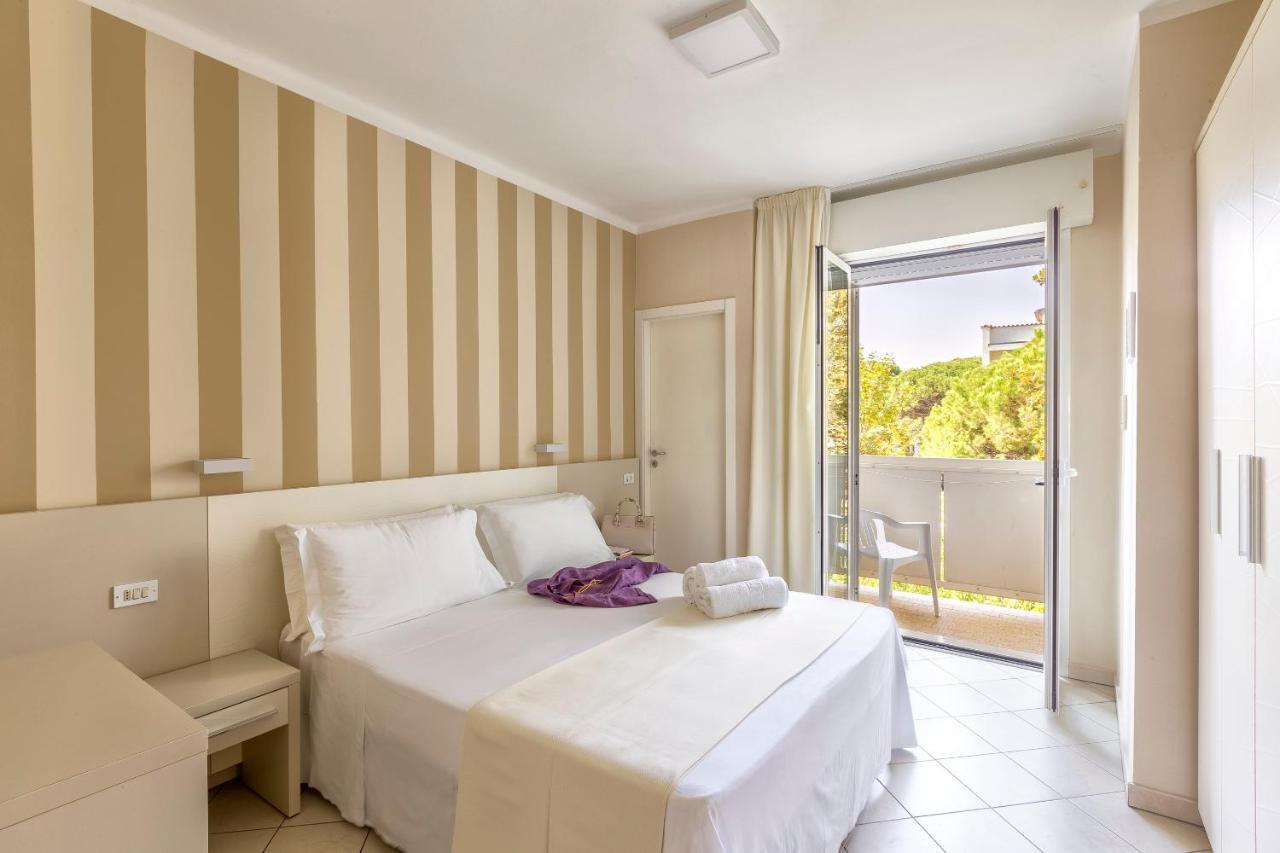 Hotel La Residenza Riccione Exterior photo